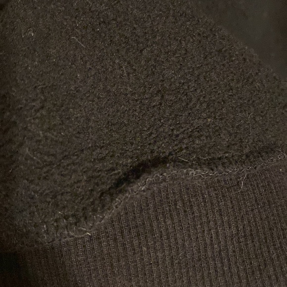 IZOD brand Size 2XL Black Mens Sweatshirt - Picture 7 of 12